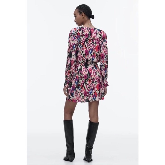 NWT Zara Abstract Print Faux Wrap dress Medium - Picture 2 of 12
